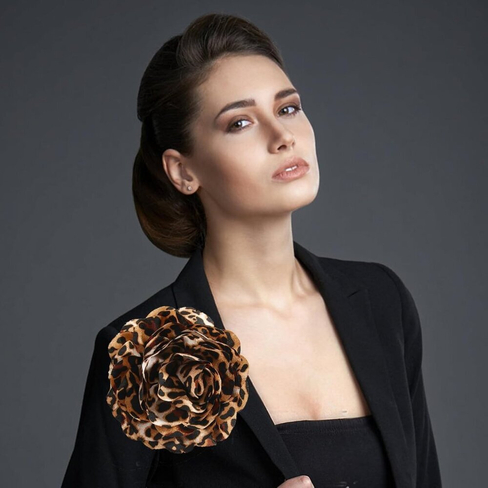 Chic Leopard Print Floral Hair Clip - Elegant Brooch for Dress and Suits - Picture 4 of 7